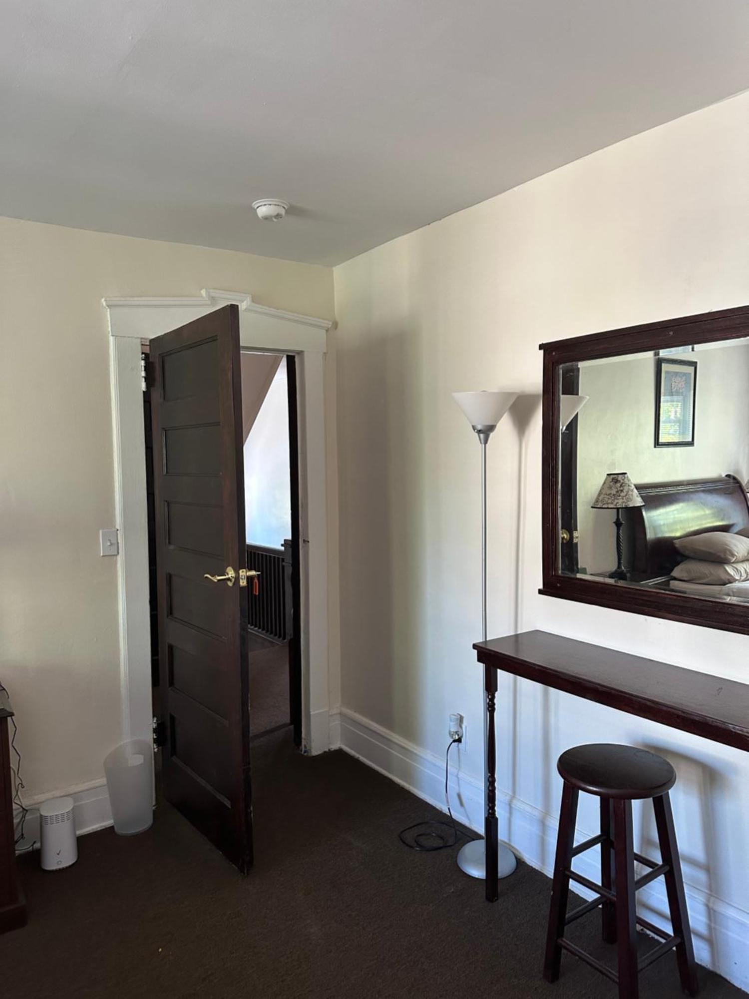 Victorian Palace- Mahogany Room East Orange Esterno foto
